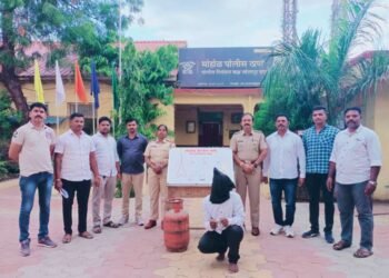 मोहोळ तालुक्यात विविध भागात घरफोडी करणाऱ्या टोळीतील एकाला अटक