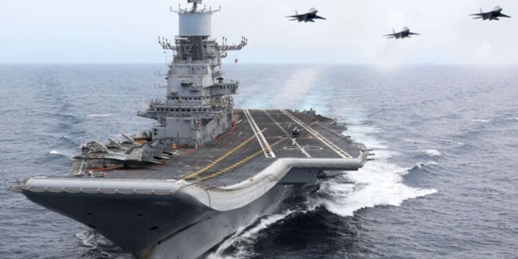 युएई नौदलाच्या विशेष तज्ञ शिष्टमंडळाचा भारतीय नौदल तळांचा दौरा यशस्वी