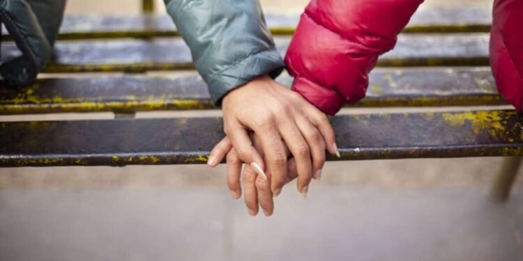 ‘लिव्ह-इन’मुळे समाजात अस्थिरता- हायकोर्ट