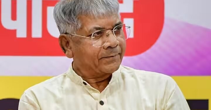 LIVE| छ.संभाजीनगरमधून प्रकाश आंबेडकर पहा लाइव्ह….