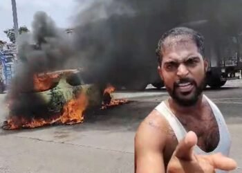 सरपंच मंगेश साबळे यांनी स्वतःची गाडी जाळून मराठा आंदोलकांवर झालेल्या लाठीचार्जचा केला निषेध….