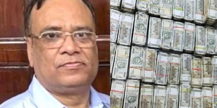 तीन लाखांची लाच, वरिष्ठ रेल्वे अधिकारी केसी जोशींना रंगेहाथ अटक, घरात अडीच कोटींचं घबाड