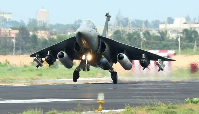 वायूदल खरेदी करणार ‘एलसीए-मार्क 1-ए’ लढाऊ विमाने