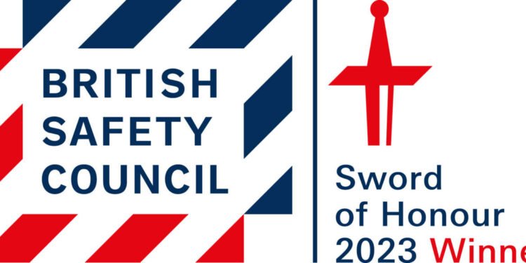 प्रतिष्ठित आरोग्य आणि सुरक्षा व्यवस्थापन पुरस्काराने सीएट लिमिटेड सन्मानित