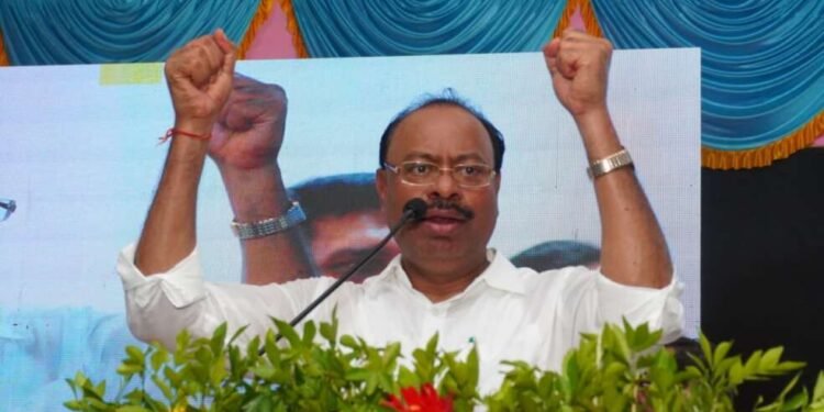 महाराष्ट्रात ओबीसी समाजाचा डेटा तयार व्हावा, बावनकुळे यांची मागणी