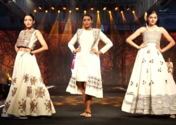 एनआयएफटीतर्फे मुंबईत अनोखा ‘खादी फॅशन शो’