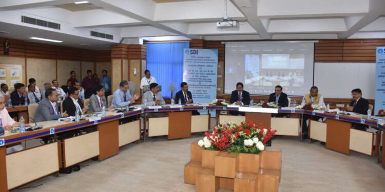 एसबीआयतर्फे तळागाळात जनसुरक्षा योजनेचा विस्तार करण्यासाठी जिल्हा व्यवस्थापकांचे सक्षमीकरण