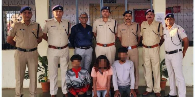 गोंदियात रेल्वेच्या महत्वपूर्ण सिग्नल प्रणालीचे रीले चोरणाऱ्यांना अटक