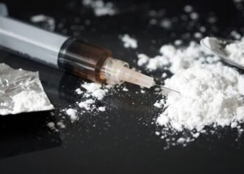 नाशिक शहर काँग्रेसच्या वतीने ड्रग्स विरोधात मानवी साखळी