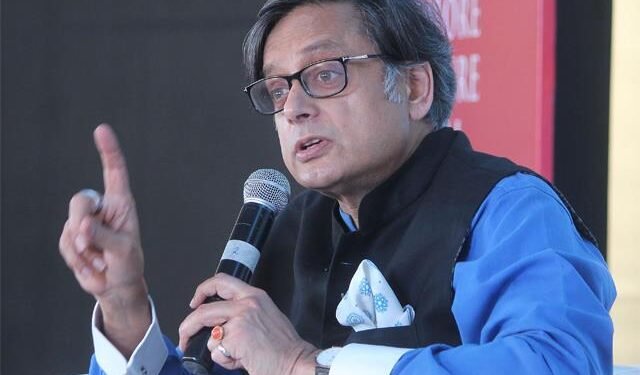 ‘एमईएम’ने शशी थरूर यांना पाहुण्यांच्या यादीतून वगळले