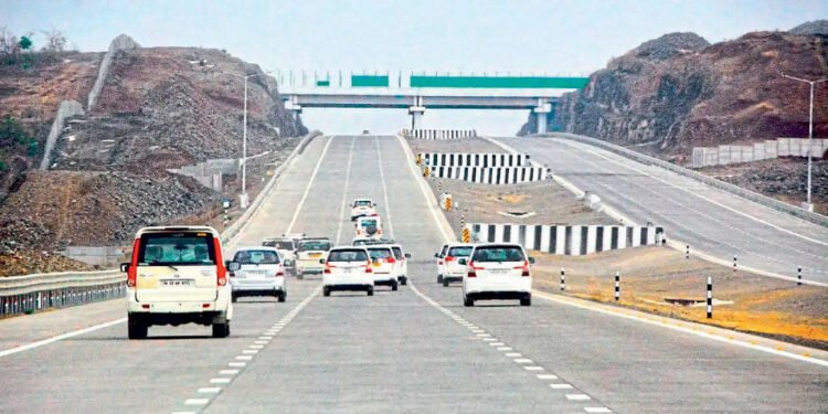 समृद्धी महामार्ग : 4 महिने 3 अपघात 54 ठार !