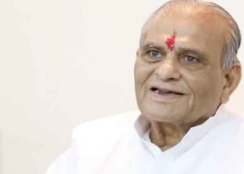 माजी केंद्रीय मंत्री संघर्षशील नेता बबनराव ढाकणे यांचे निधन