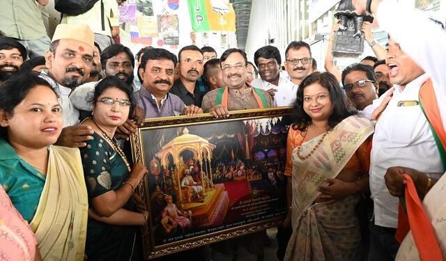 भारत-पाकिस्तान सीमेवर छत्रपती शिवाजी महाराजांचा पुतळा उभारणार – मुनगंटीवार