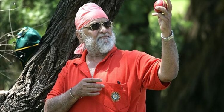 जगाला भारतीय फिरकी गोलंदाजीची ओळख करून देणारे बिशन सिंग बेदी यांचे निधन…