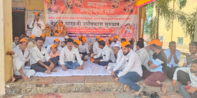 सोलापूरातील वडाळा येथे बेमुदत साखळी उपोषणाला सुरुवात