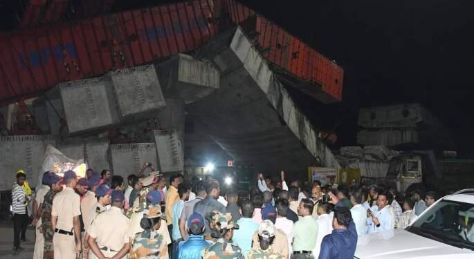 उड्डाणपूल कोसळणं ही दुर्दैवी घटना; अहवालानंतर दोषींवर कारवाई – रविंद्र चव्हाण