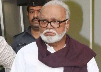 मी त्यांचं काय खाल्लं आणि आता ते कुणाचं खातायत हेही जरांगेंनी सांगावं | छगन भुजबळ