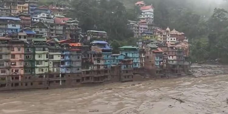 सिक्कीम : सैन्याचे 23 जवान पुरात बेपत्ता