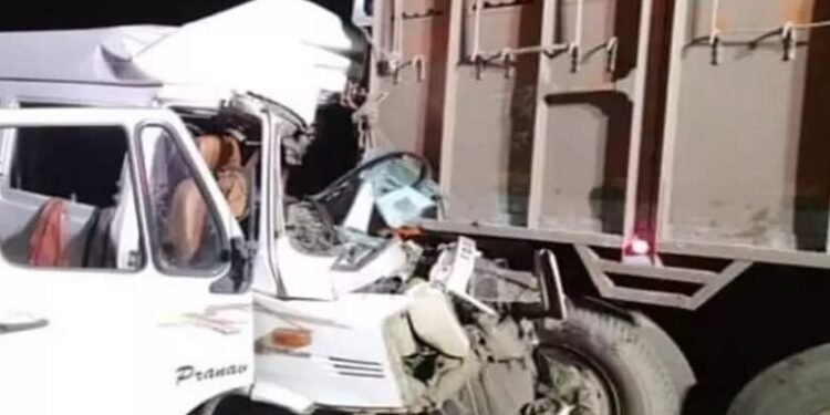 समृद्धी हायवेवर पुन्हा मृत्यूचे तांडव: खासगी बस अपघातात १२ ठार