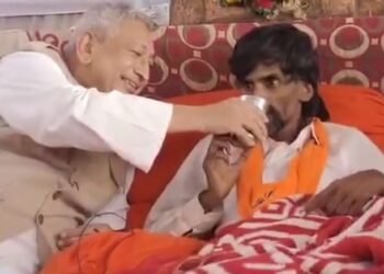 आरक्षणावरुन चर्चा, तब्येतीची विचारपूस; शाहू महाराजांचा मान ठेवून जरांगे पाणी प्यायले