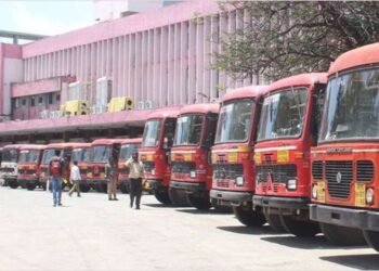 राज्याच्या अनेक भागात एसटीच्या फेऱ्या रद्द