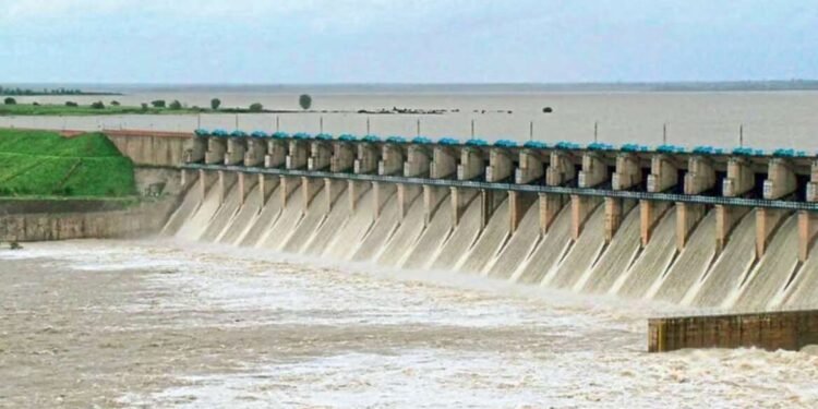 हेडवर्क्स येथून पाण्याचा उपसा कमी होणार असल्याने गुरुवारी उजनी लाईनवरील काही भागातील पाणी पुरवठा उशिरा, कमी वेळ, कमी दाबाने होणार