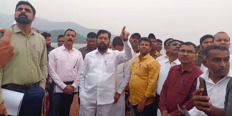 मुनावळे येथे आंतरराष्ट्रीय दर्जाचे पर्यटन स्थळ उभारणार – मुख्यमंत्री