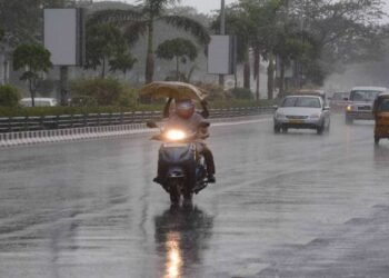 देशात अनेक ठिकाणी पावसाची शक्यता