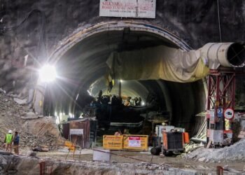 उत्तराखंड : 41 मजुरांची अजूनही सुटका नाहीच