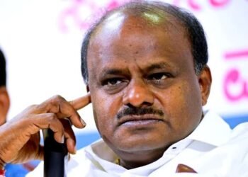 कर्नाटक : माजी मुख्यमंत्र्यांवर वीज चोरीचा आरोप