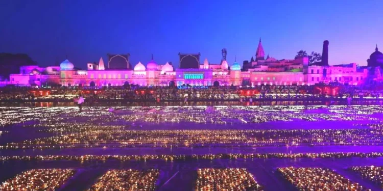 अयोध्या : दीपोत्सवासाठी 51 घाट सुसज्ज