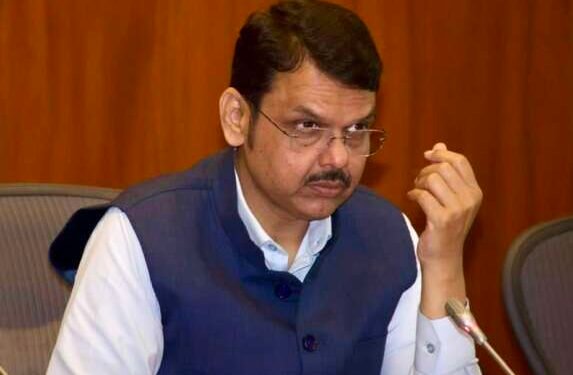 हिंसेचं वातावरण निर्माण करणाऱ्यांवर कारवाई होणार, सर्व व्हिडीओ फुटेज मिळालेत : देवेंद्र फडणवीस