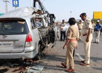 बेशिस्त वाहनांमुळे रस्त्यावर कोंडी; सोलापुरात अनेक ठिकाणी अपघात