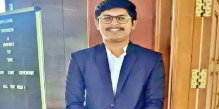 एमबीबीएसमध्ये शिक्षण घेणाऱ्या भावी डॉक्टराने रेल्वे समोर उडी मारून आत्महत्या