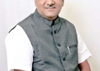 श्री अन्न उत्कृष्टता अभियान केंद्र बारामतीला हलवण्यासाठी निष्क्रिय पालकमंत्री जबाबदार असल्याचे आरोप  – विजयकुमार हत्तुरे