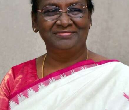 तरुण अधिकाऱ्यांचे देशाचे भविष्य घडवण्यात मोठे योगदान – राष्ट्रपती