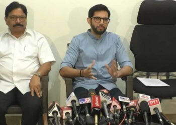 युवासेना प्रमुख, आदित्य ठाकरे यांची पत्रकार परिषद । मातोश्री – LIVE