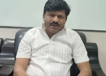 काल जर मी संयमाची भूमिका घेतली नसती तर या भेकडांच्या अंगावर कपडेही शिल्लक राहिले नसते : गोपीचंद पडळकर