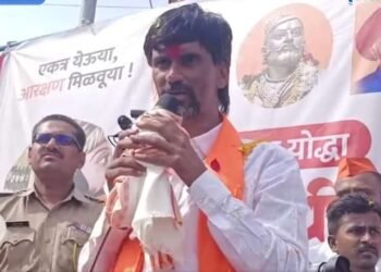 शब्द फिरवला तर याद राखा; मंत्री गिरीश महाजनांच्या बालेकिल्ल्यातूनच मनोज जरांगे पाटलांचा थेट इशारा