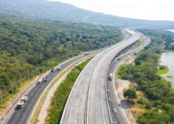 गोव्याला जाणं महागणार? महाराष्ट्रातून जाणाऱ्या पर्यटकांसाठी महत्त्वाची बातमी