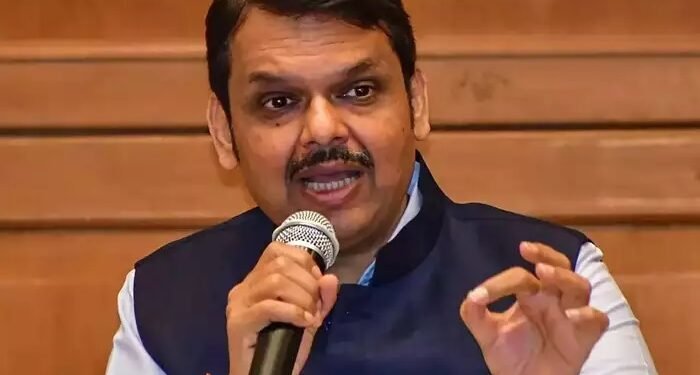 मीटर रिडिंगशिवाय खोटे फोटो, सात लाख जणांना चुकीचं वीज बिल, उपमुख्यमंत्री देवेंद्र फडणवीस यांची विधिमंडळात कबुली