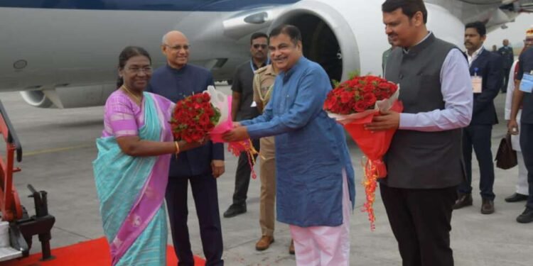 सरकारच्या प्लॅटिनम ज्युबिली सेलिब्रेशनचे लाईव्ह. मेडिकल कॉलेज, नागपूर