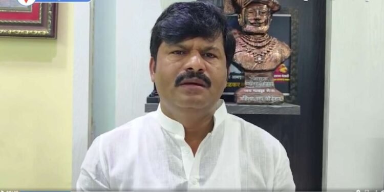 राजराजेश्वर यशवंतराव होळकरांच्या किल्ले वाफगावच्या संवर्धन करण्याची गोपीचंद पडळकरांची मागणी