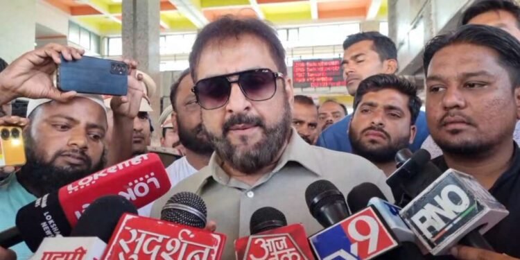 वंदे भारत एक्स्प्रेसच्या निमंत्रणावरुन खासदार इम्तियाज जलील यांचा राडा