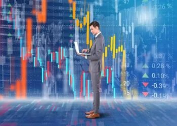 मालक दिवाळखोर, कंपनी तोट्यात, शेअर करतोय दणक्यात कमाई… अल्पावधीत दिला मजबूत परतावा