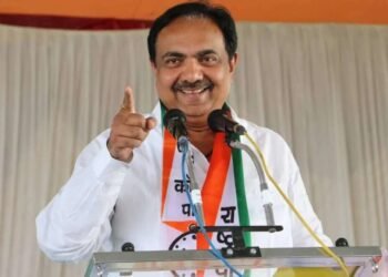 नव्या मुख्यमंत्र्यांच्या चर्चेमुळे अधिकारीही आता एकनाथ शिंदेंचं ऐकत नाहीत; जयंत पाटलांची टोलेबाजी