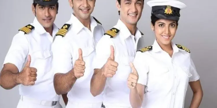 भारतीय नौदलामध्ये विविध विभागांमध्ये काम करण्याची संधीही तुमच्यासाठी खुली….