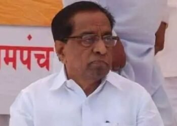 एकनाथ शिंदे यांचे विश्वासू आमदार अनिल बाबर यांचे निधन