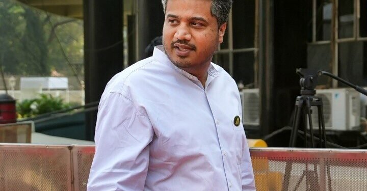 राष्ट्रवादीचे आमदार रोहित पवार ईडी कार्यालयात