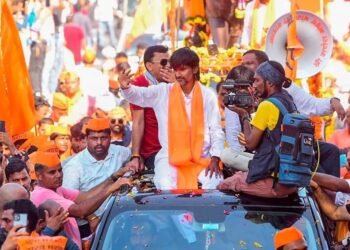 मराठ्यांच्या लढ्याला यश, मनोज जरांगेंची विजयी सभा लाईव्ह